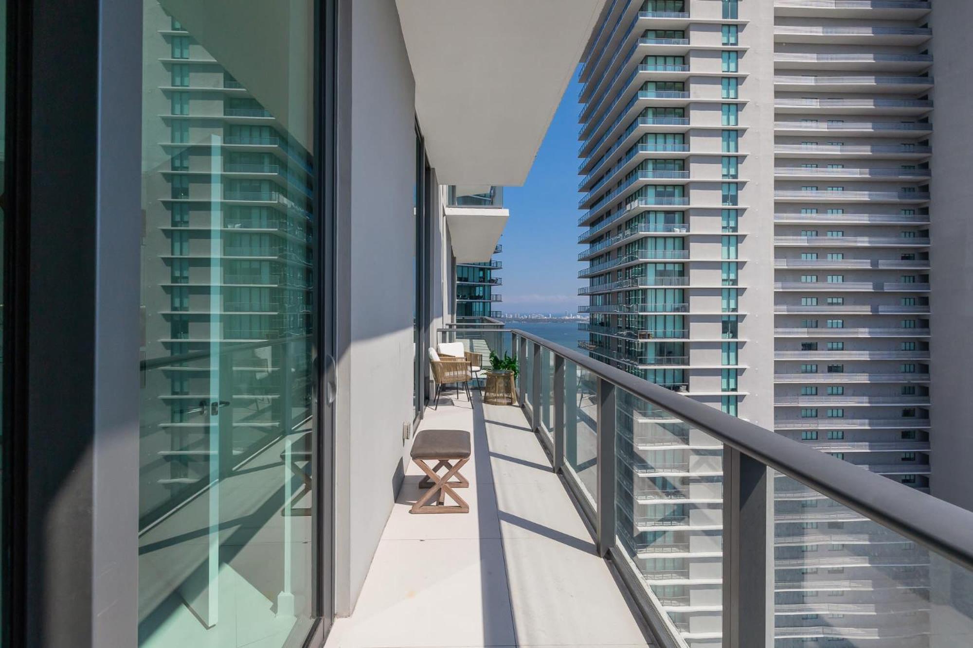 Unique High-Rise Condo In Miami Esterno foto