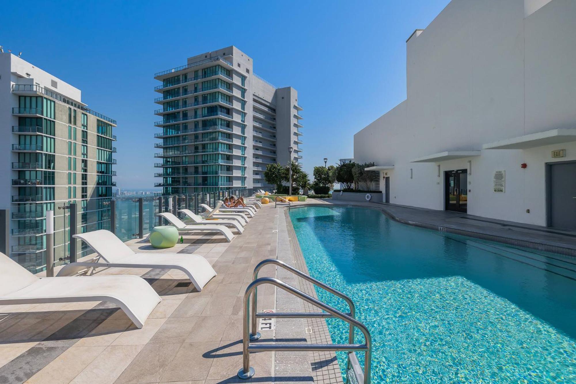 Unique High-Rise Condo In Miami Esterno foto