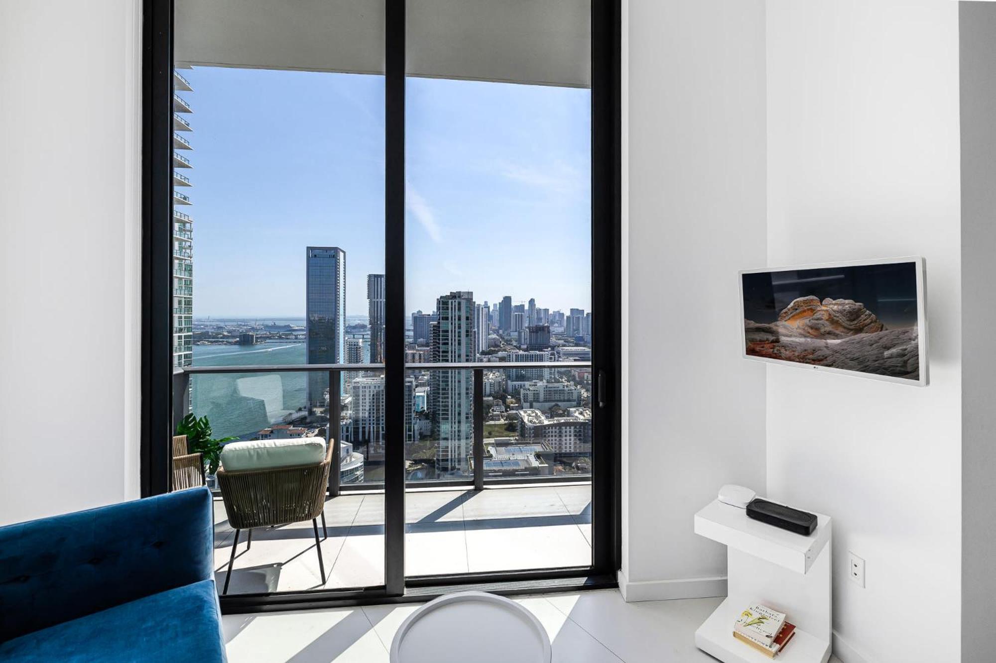 Unique High-Rise Condo In Miami Esterno foto